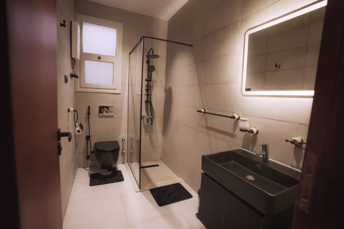 Rivana Residence Deluxe Double Bathroom 2